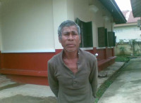 បុរសចំណាស់ម្នាក់ រងការចោទប្រកាន់ ប្រើកាំបិតកាប់បុរសម្នាក់ទៀត បណ្តាលអោយរងរបួស