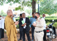 ឯកឧត្តមឧត្តមសេនីយ៍ទោ ឡោ សុខា ស្នងការនគរបាលខេត្ត អញ្ជើញចូលរួមជាមួយ ឯកឧត្តម អភិបាលខេត្តក្នុងពិធី បុណ្យចម្រើនព្រះជន្មថ្វាយព្រះករុណាព្រះបាទ សម្ដេចព្រះបរមនាថ នរោត្តមសីហមុនី ព្រះមហាក្សត្រ នៃ ព្រះរាជាណាចក្រកម្ពុជា