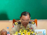 ល្បែងឡូតូ និងល្បែងជល់មាន់អនឡាញ (Online) កំពុងរីកដូចផ្សិតក្នុងស្រុកសំរោង តើជាឆ្នាំងបាយប្រចាំខែរបស់លោកអធិការស្រុកសំរោងឬទេ?